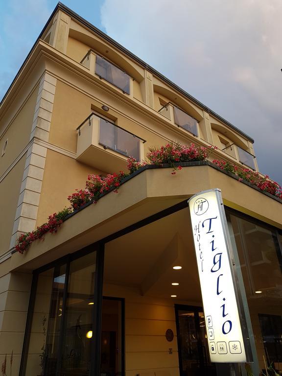 Hotel Tiglio Rimini Exterior photo